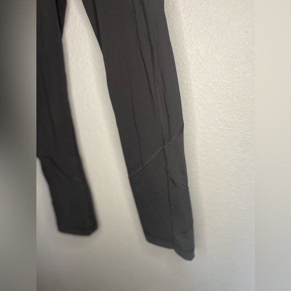 LULULEMON : Cropped legging | Size 4 - Picture 4 of 11